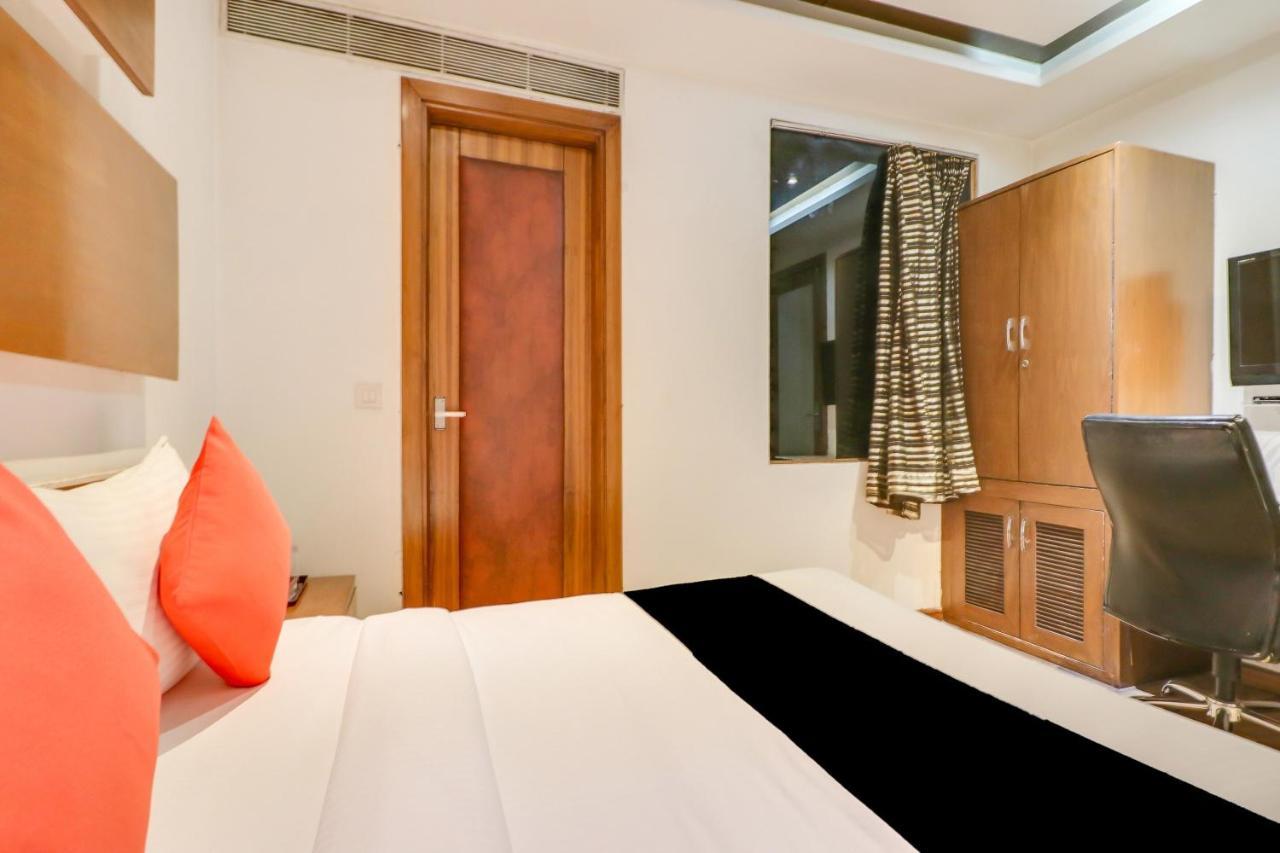 Townhouse 939 Hotel Gagan Inn Near Satyam Inox Patel Nagar Nové Dillí Exteriér fotografie